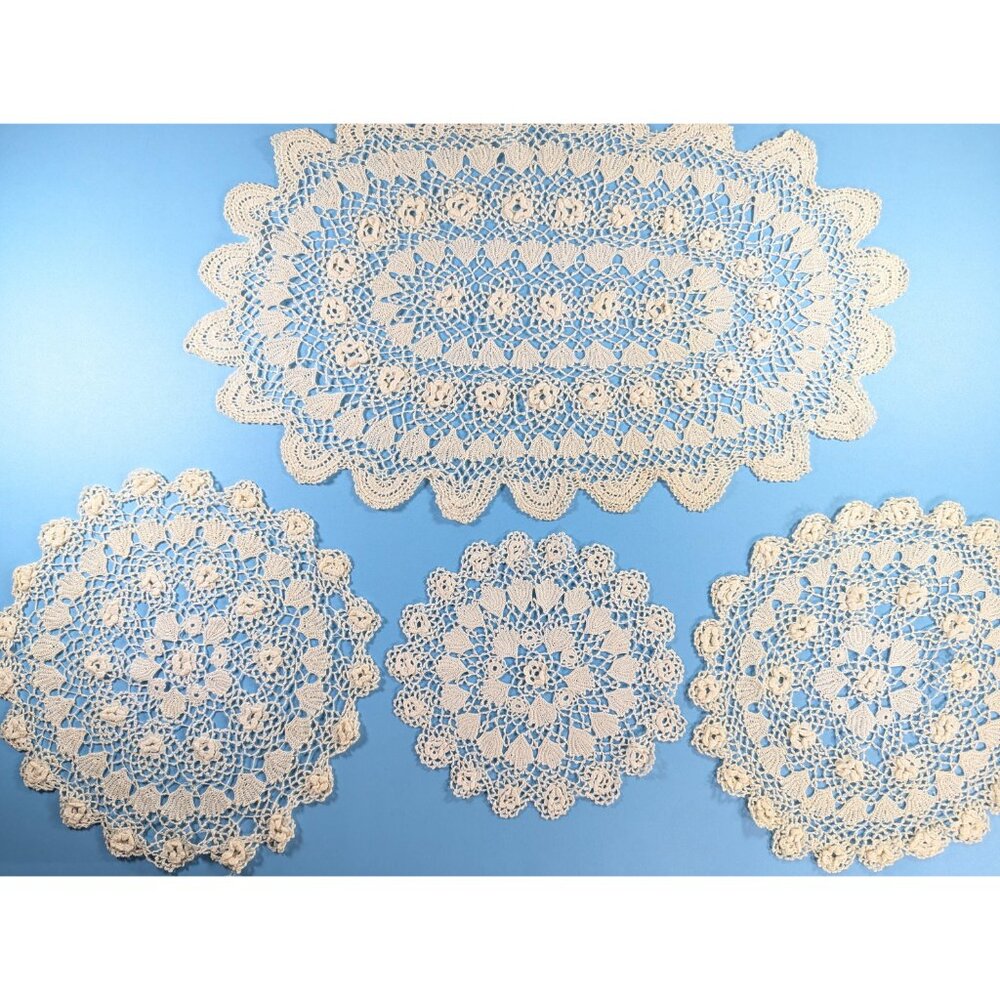 Antique hand made Irish crochet lace doilies mixed sizes set of 4, decorative - Picture 2 of 10
